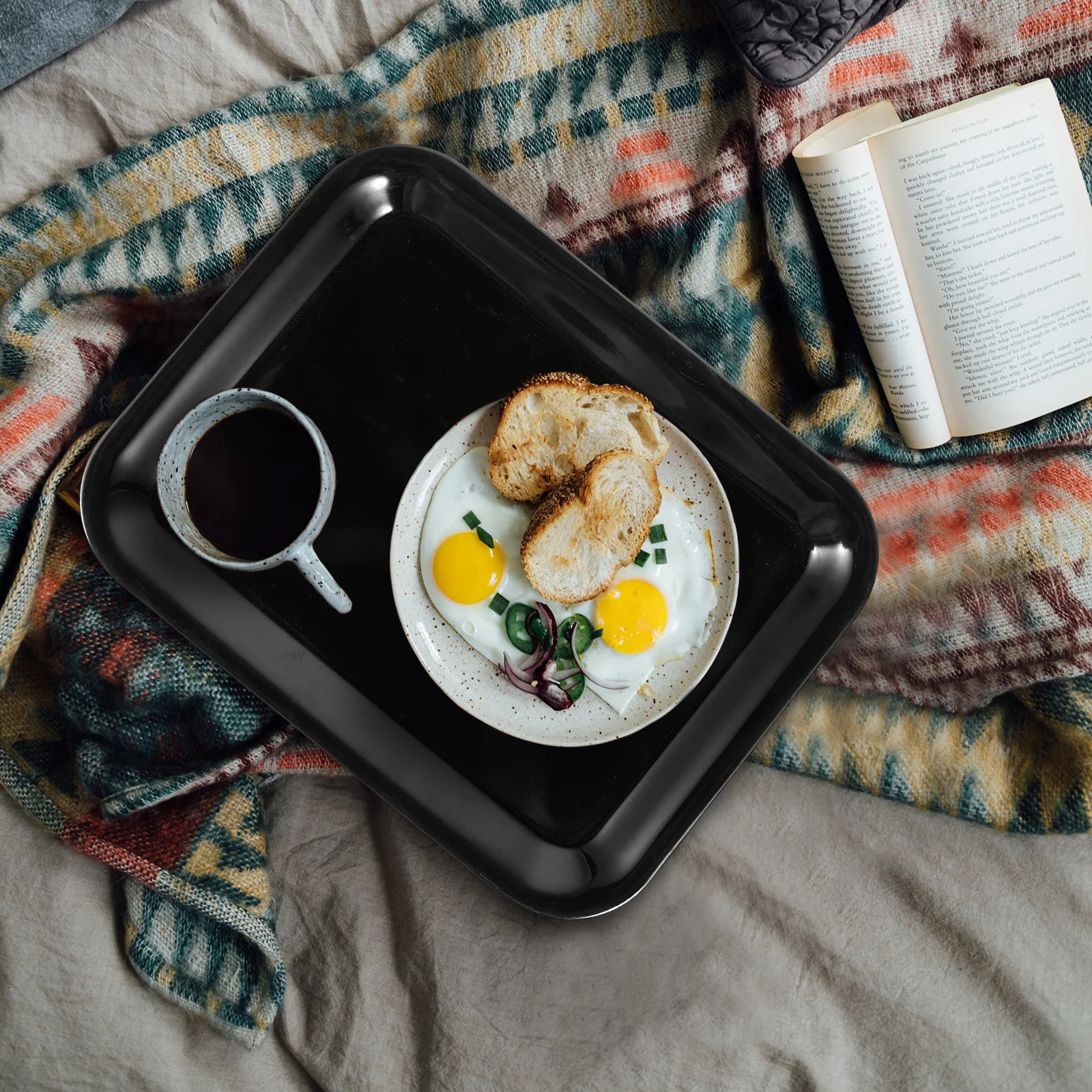 

13 Inch Dessert Serving Lightweight Shatterproof Plastic Smooth Easy Clean Stackable For Cafeteria Fast Food Restaurant Snack