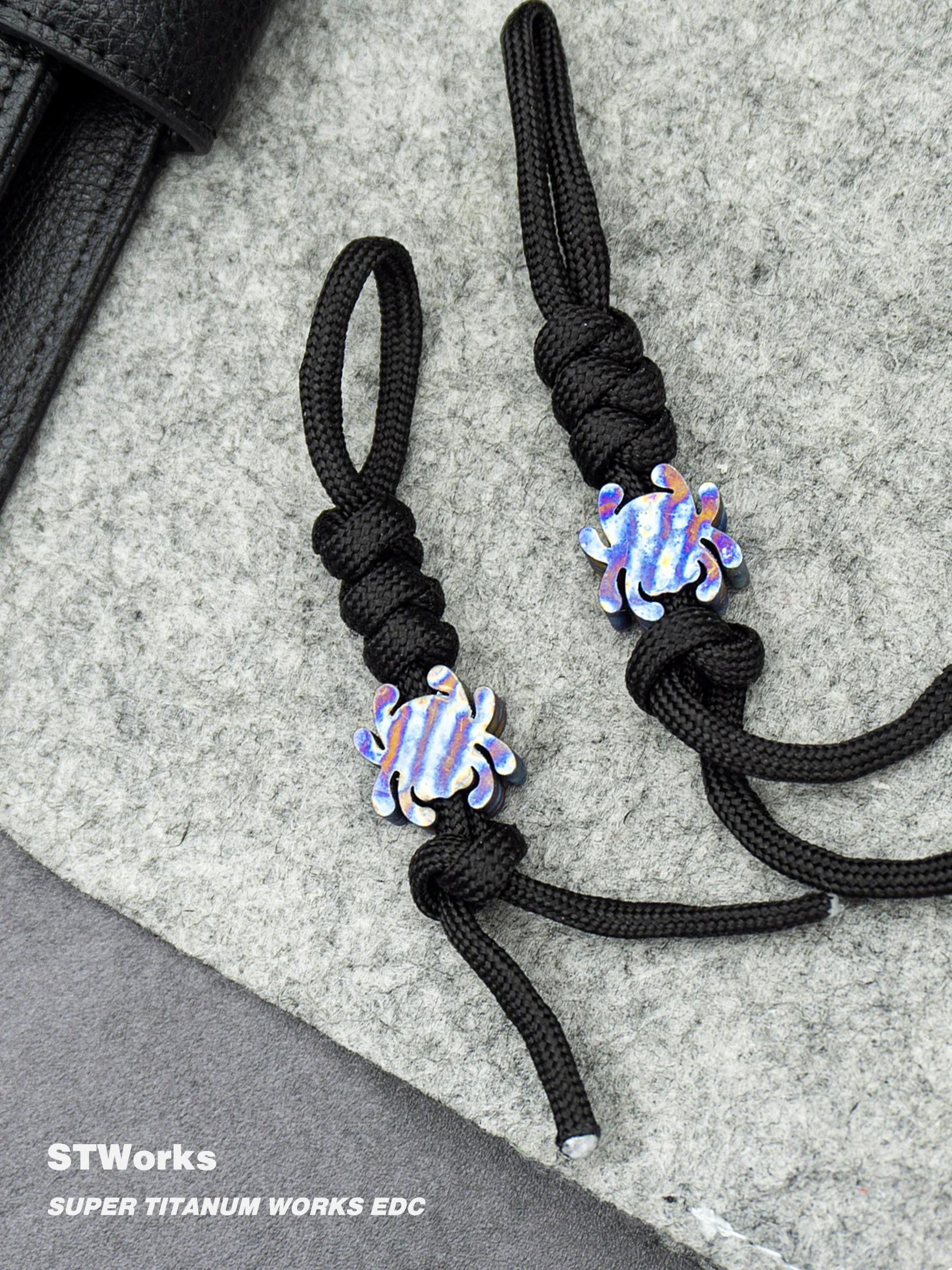 Titanium Alloy Umbrella Pendant, knife Pendant, Mobile Phone Chain Rope Pendant