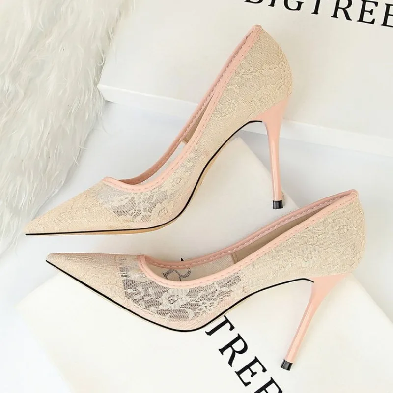 Women Mesh High Heeled Sandals Spring and Autumn New Fashion Hollow Lace Feminine Party Mesh Stiletto Sandals