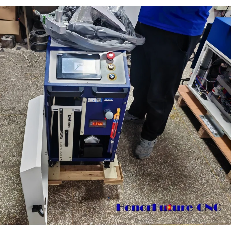 Relfar 5 في 1 آلة لحام البطارية يده الألياف الليزر المعادن لحام قطع التنظيف 1500 واط 2000 واط 3000 واط لحام