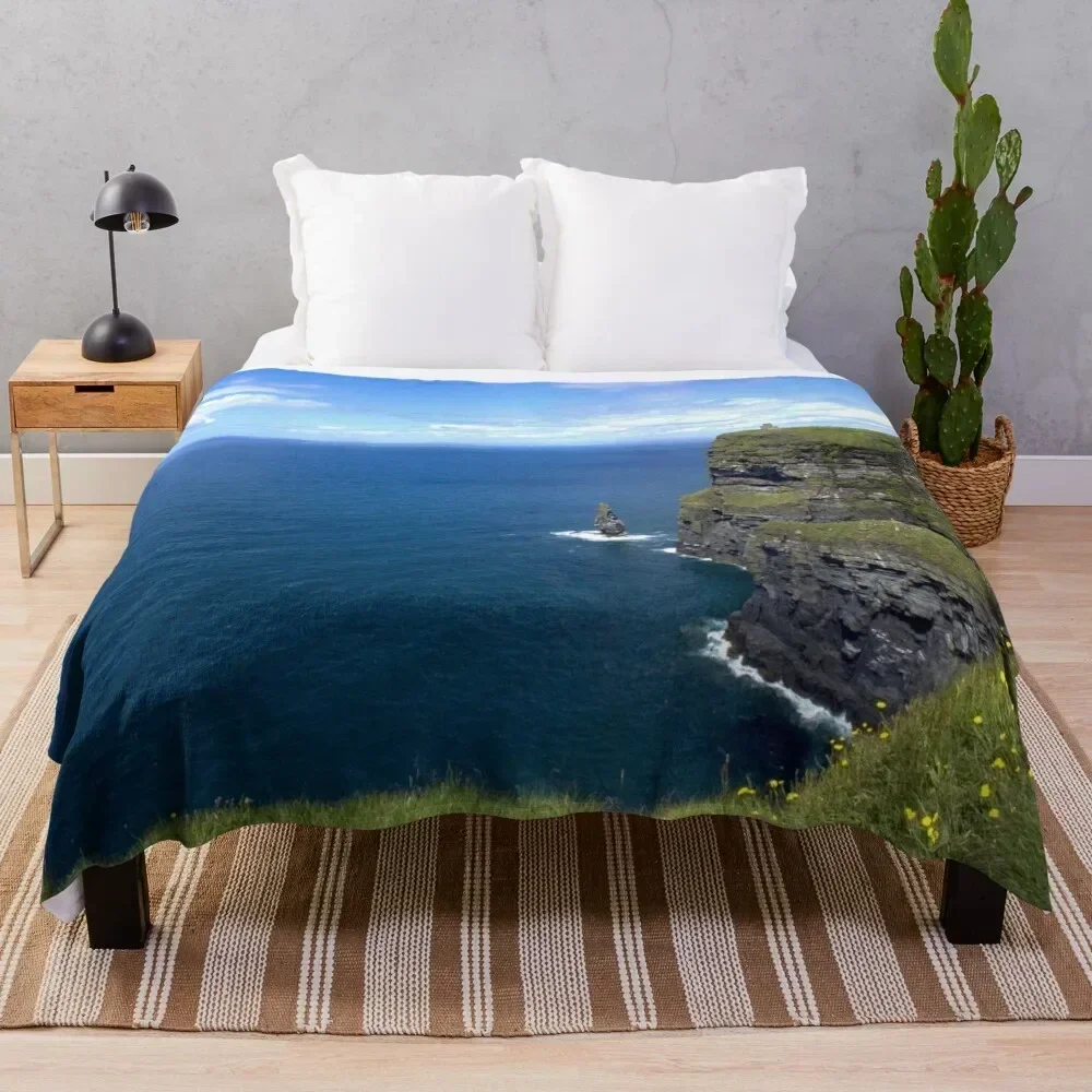 

Cliffs of Moher Throw Blanket Plush Fuzzy Cozy Blanket for Couch Sofa