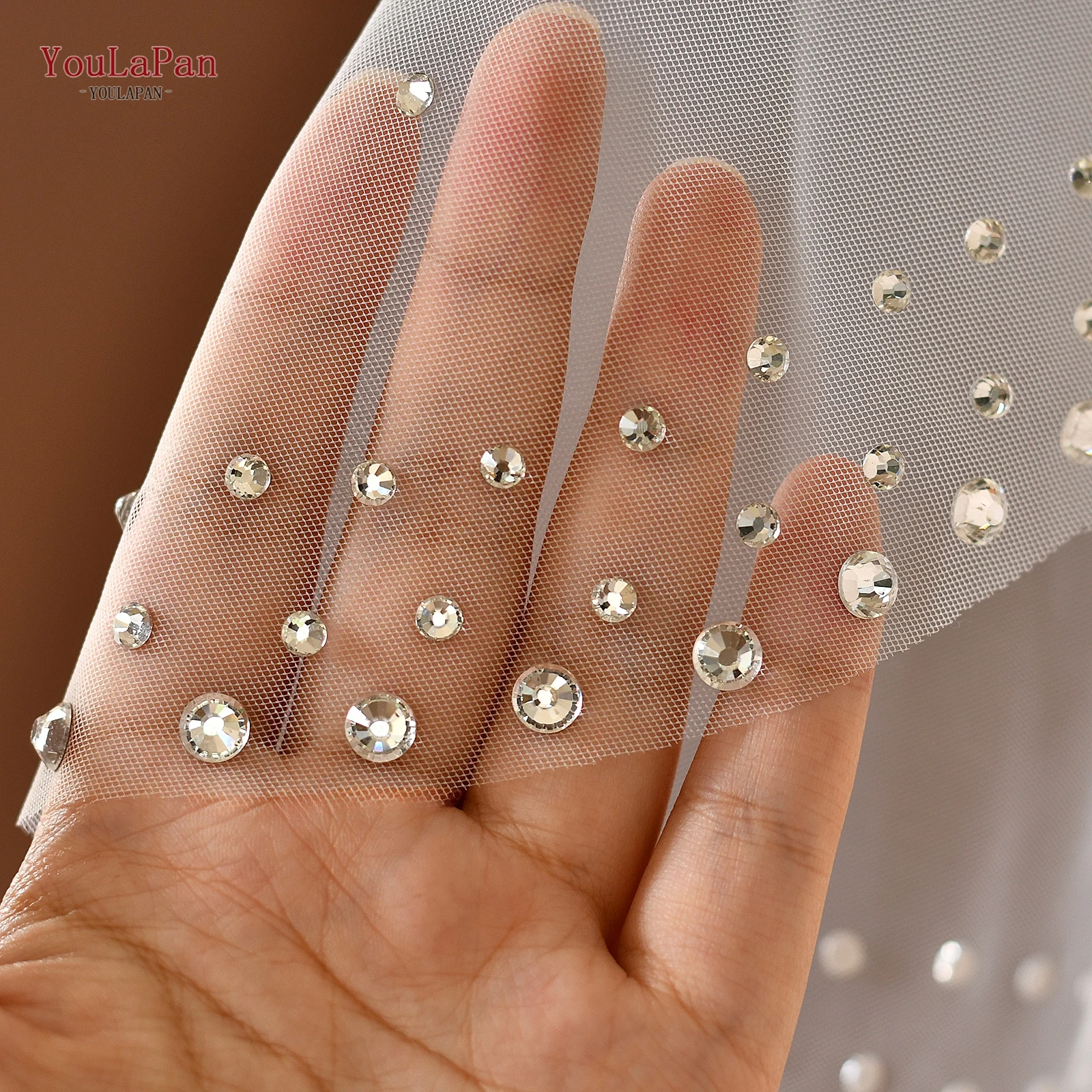 Youlapan Ma06 حجر الراين الزفاف أحمر الخدود الحجاب بلينغ بلينغ اكسسوارات الزفاف الزفاف مع مشط الشعر أحمر الخدود الحجاب للتخصيص