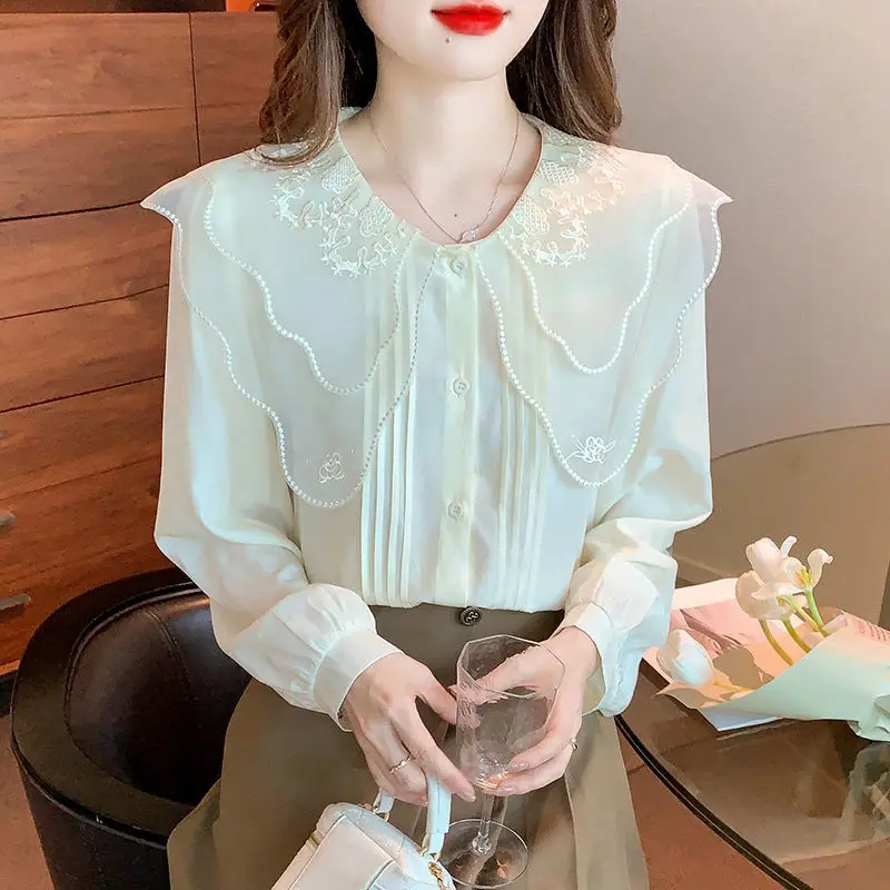 New French Doll Neck Chiffon Shirt for Women Long Sleeved Lace Versatile Stylish and Slimming Top