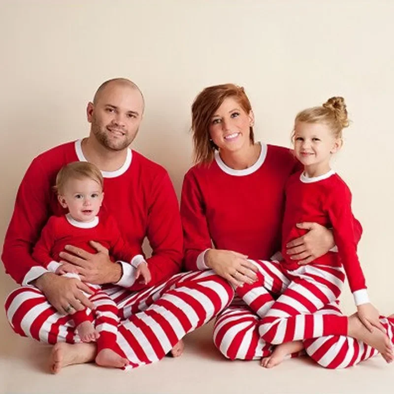 2026 Christmas Pajamas Set Striped Print Mother Father Kids Matching Clothes Causal Soft 2 Pcs Sleepwear Xmas Family Look Outfit