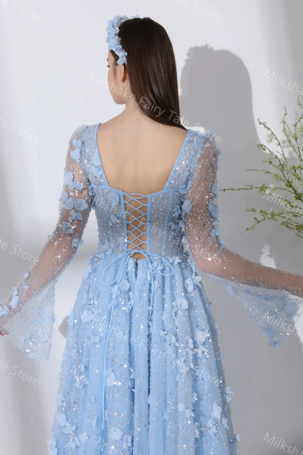 فساتين كوكتيل نسائية زرقاء لامعة عربية فاخرة من الدانتيل بأكمام طويلة فساتين حفلات طول الشاي مخصصة تنانير ضيوف الزفاف في دبي