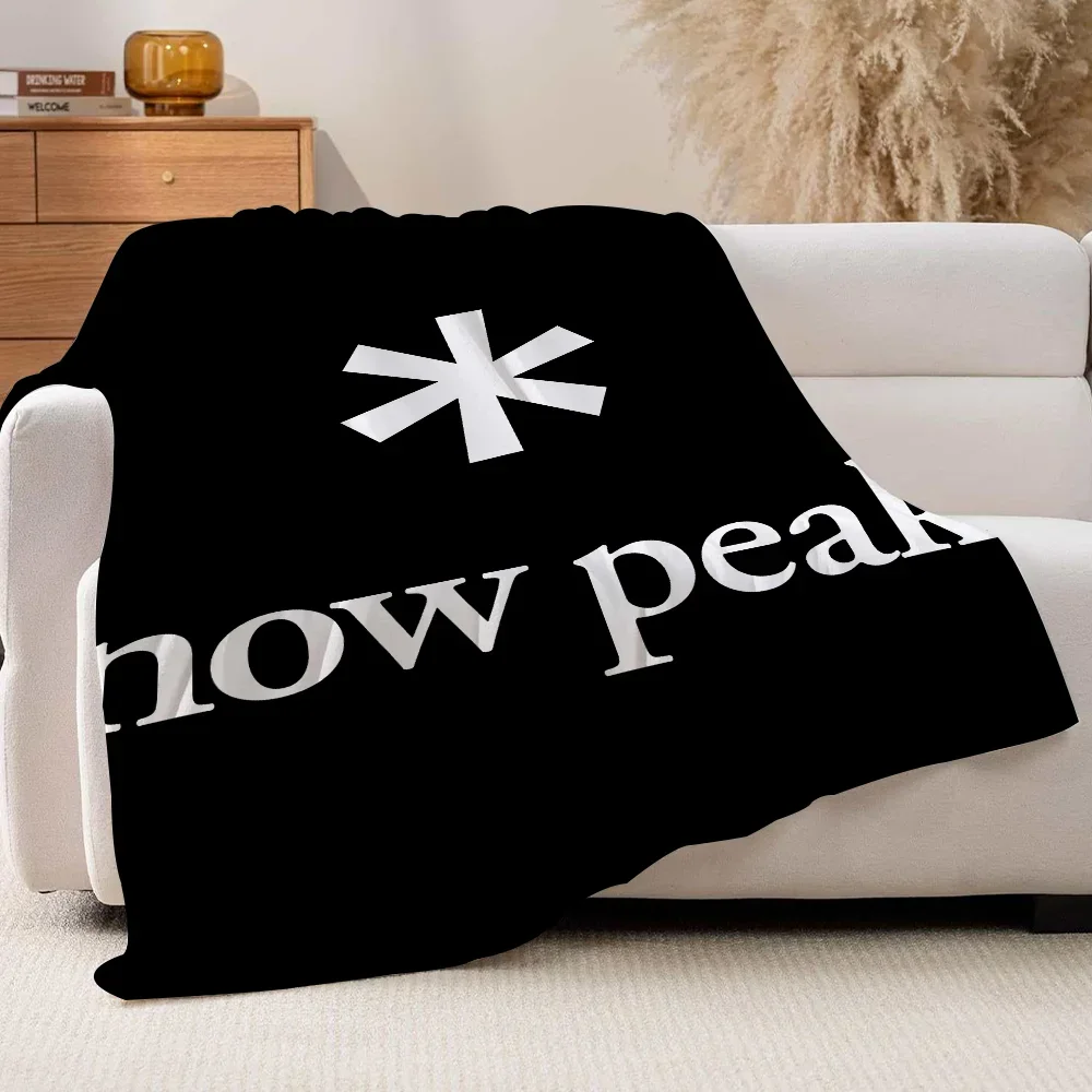 Fashion Print Snow Peak Blanket for Sofa Bed Office Travel Camping  Soft Warm  Cozy for Sleeping Reading Relaxing