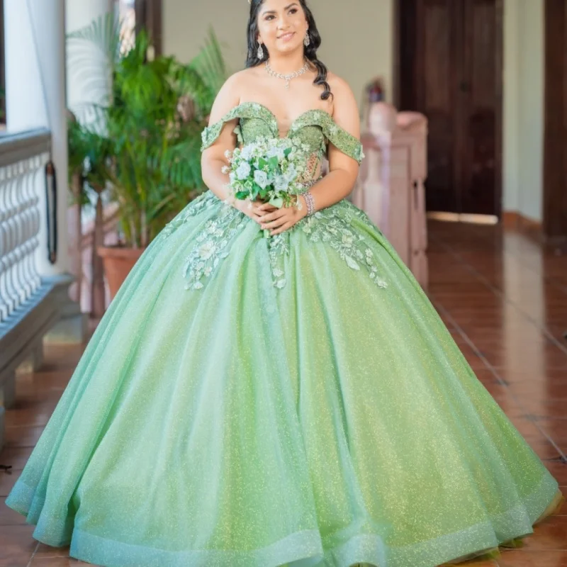 

Green Shiny Princess Sweet 16 Dress Quinceanera Dresses Off The Shoulder Applique Lace Beading Crystal Tull Party Birthday Vesti