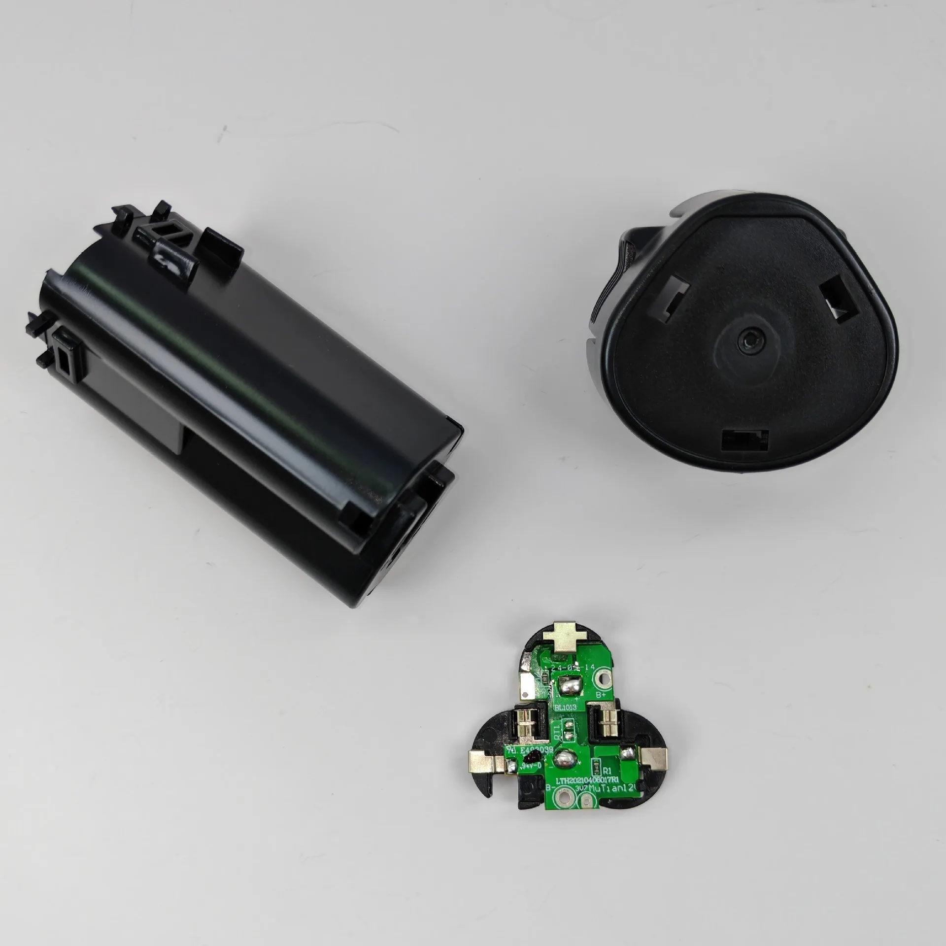 Picture 5: BL1013 Electric Drill Battery Plastic Case PCB Box Circuit Board For Makita 12V 10.8V Lithium Battery BL1014