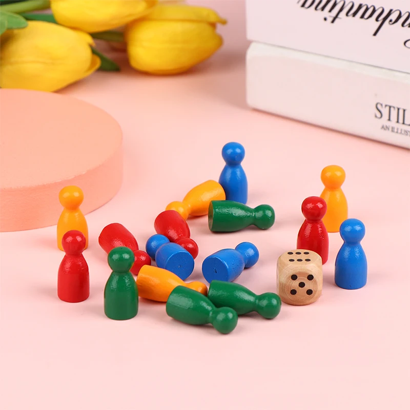 16Pcs/Set Children's Humanoid Wooden Puzzle Game Wooden Board Game Chess Pieces Humanoid Checkers Pieces Flying Chess With Dice