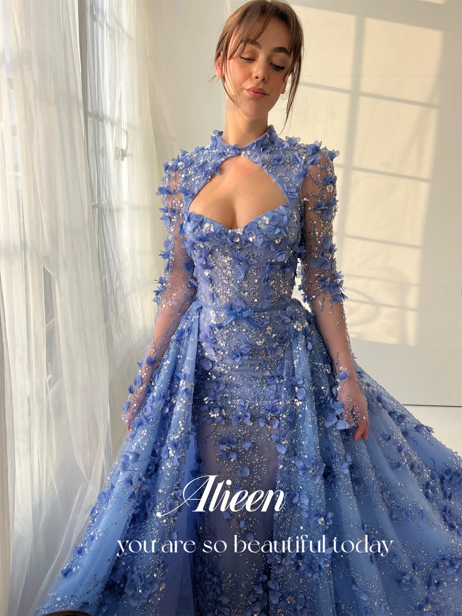 Aileen 구슬 자수 특별 행사를위한 럭셔리 럭셔리 이브닝 드레스 블루 맞춤형 웨딩 드레스 우아한 여성 드레스