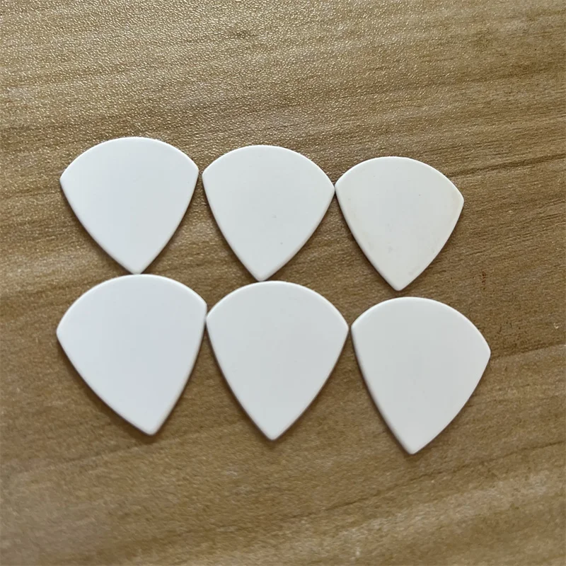 100pcs Blank JAZZ XL Delrin Guitar Picks Big Size Jazz No Logo POM Material Mediators Durable Quality Derlin Black White Reed