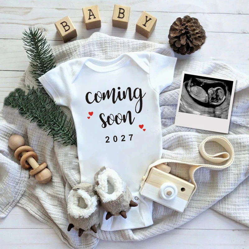 

New Baby Coming Soon 2027 Baby Announcement Newborn Bodysuits Baby Rompers Pregnancy Reveal Clothes Cotton Girls Boys Jumpsuits