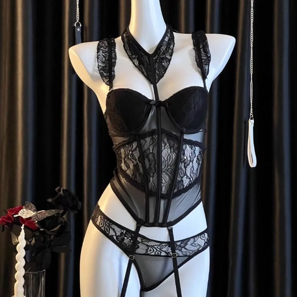 

Модный страстный комплект, кружевные трусы-бретельки, облегающий комплект без рукавов с бантом, кружевной корсет, полая сетчатая ночная рубашка, жилет на подтяжках, женский