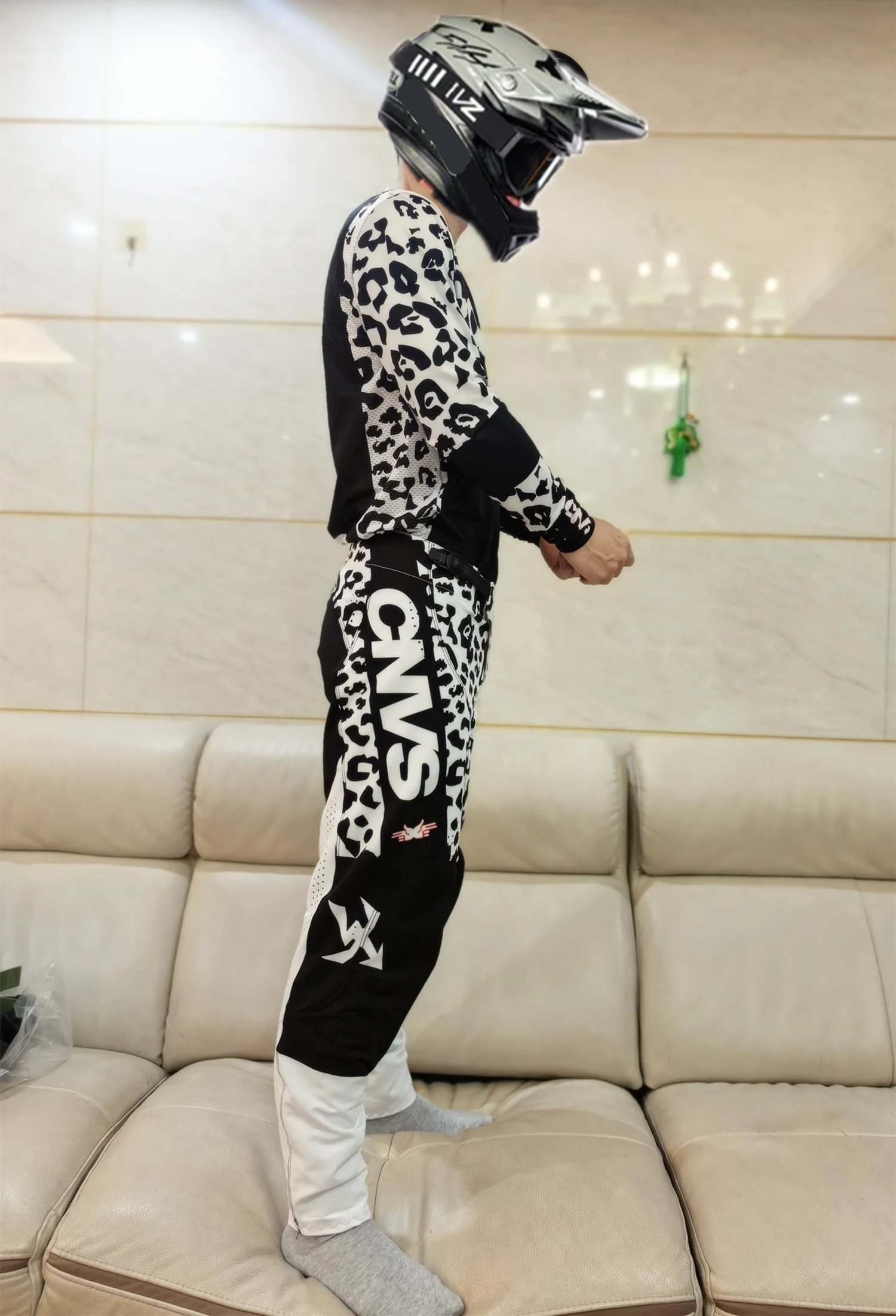 Thumbnail 3 - #22 Motorcycle Suits Comparison Guide