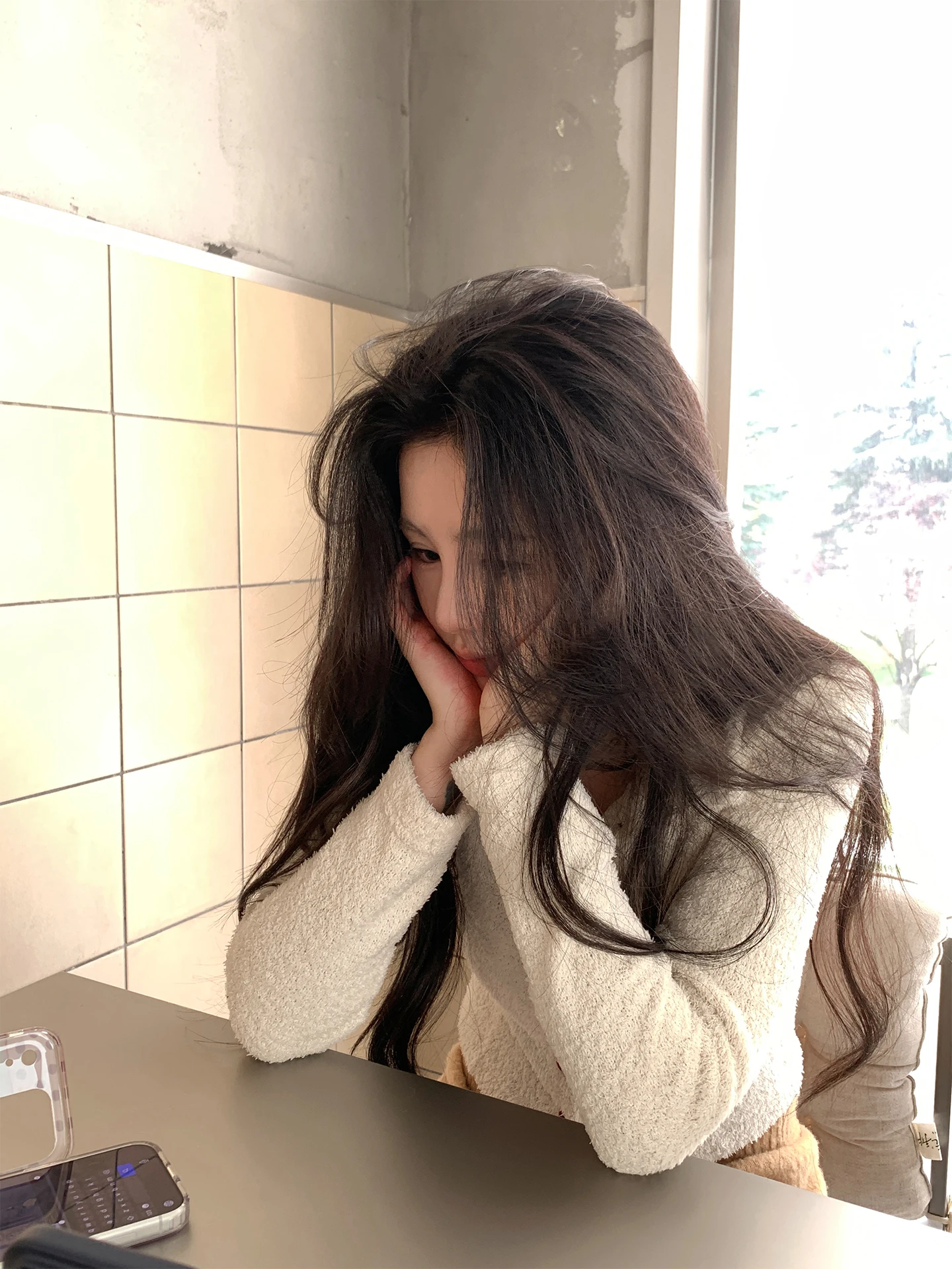 

Мягкий уютный новый зимний вязаный кардиган с открытым передом для женщин, приталенный, однотонный, с длинными рукавами, круглым вырезом, на одной пуговице, весна-осень