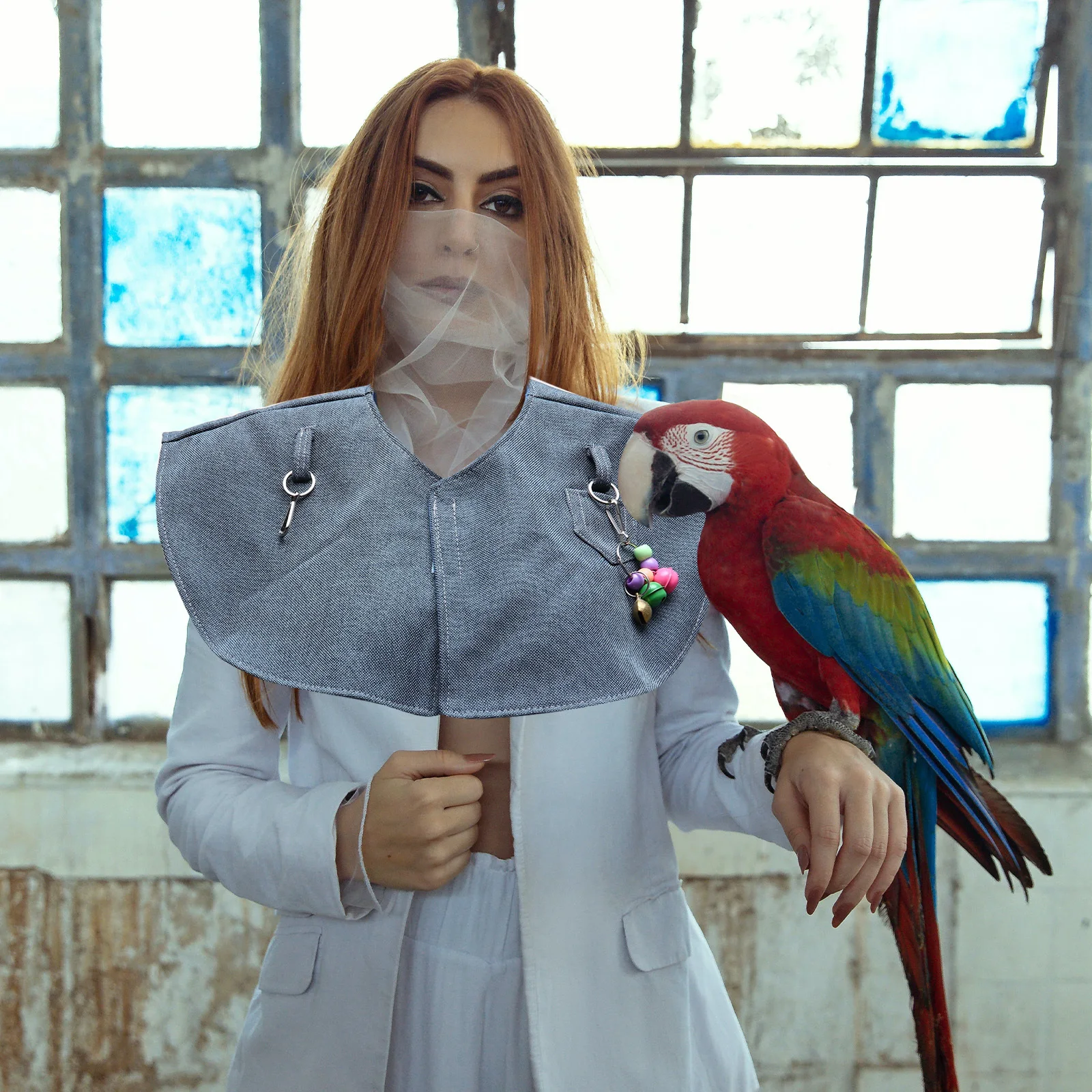 

Pet Shoulder Arm Protector Cotton Fabric Adjustable Bird Shawl Diaper Pad For Parrot Training Anti Scratch