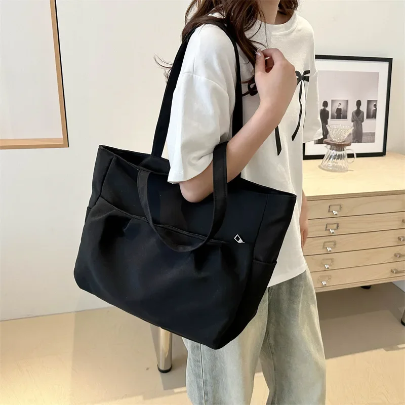 Casual Early Autumn Women Nylon Large Capacity Smooth Shoulder Bag Commuter Supple Solid Colour Ruched Outer Pocket Handle Bag