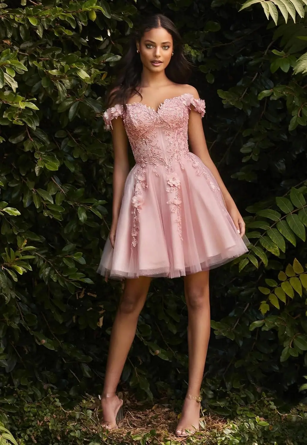 Lace Applique Tulle Homecoming Dresses Off Shoulder Sweetheart Short Prom Dress Lace Up Back Layered Mini Evening Party Dress