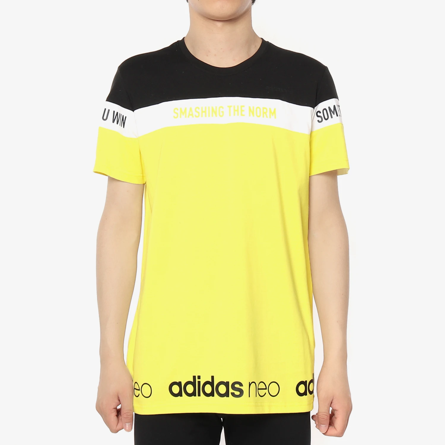 

Мужская спортивная повседневная футболка Adidas Authentic NEO с круглым вырезом и надписью EJ7074