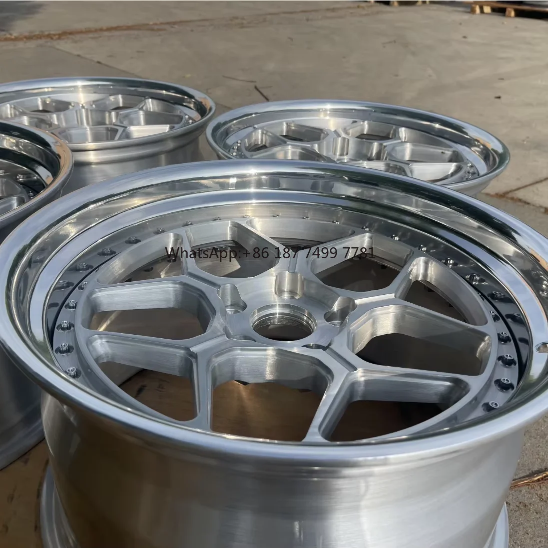 

New 2 Pieced Style 19 20 21 22 23 24 Inch 9.5J 10J 10.5J 11J 11.5J 12J 12.5J 13J 5*120 5*114.3 Alloy Wheels 6061-T6