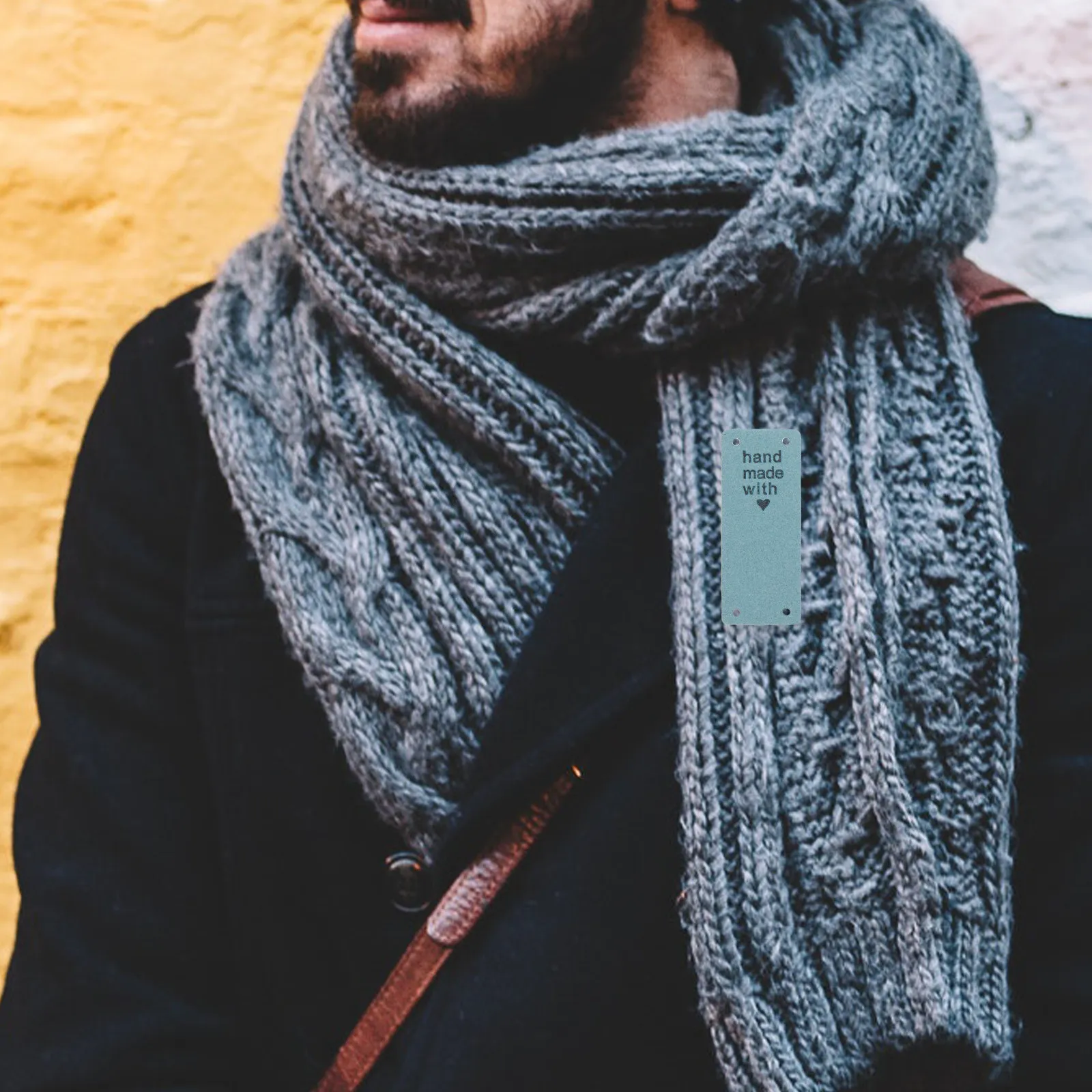 

30Pcs Colorful Handmade Microfiber Labels Embossed Clothes Tags for Sewing DIY Hat Bag Accessories Decoration Crochet Label