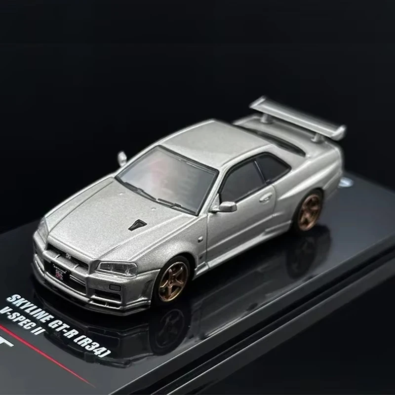 

In Stock INNO 1:64 Skyline GTR R34 V Spec II Silver Diecast Alloy Car Model Collection Toys