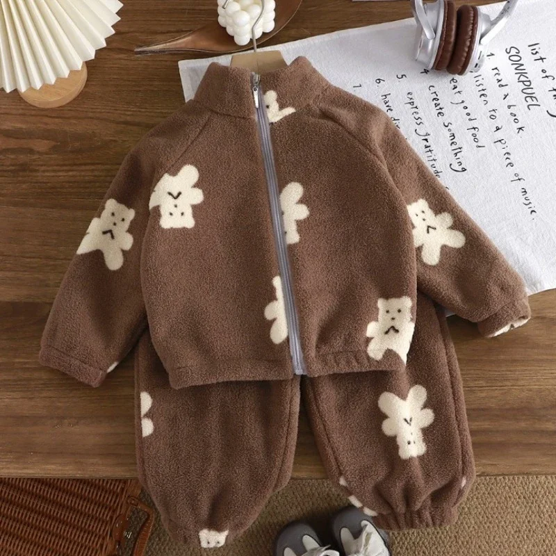 Herbst-Winter-Heimkleidung für Kinder, Jungen und Mädchen, stilvoller, warmer Schlafanzug aus Korallenfleece, koreanische Cartoon-Plüsch-Sets für Kinder – Detail 7