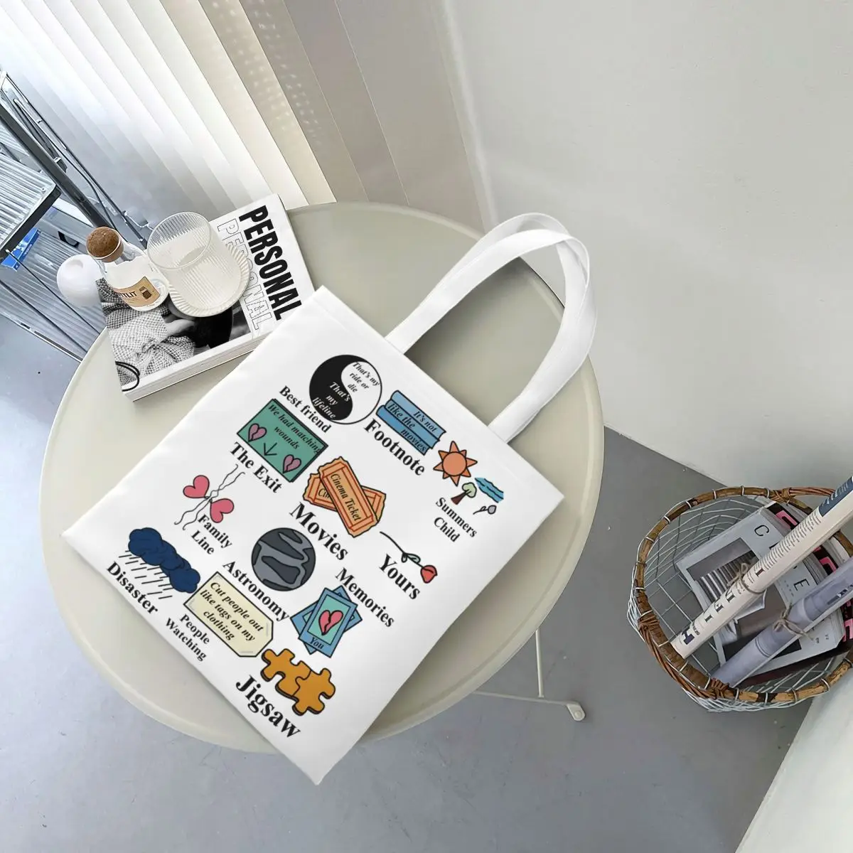 كونان ألبوم رمادي حمل الحقائب حقيبة يد نسائية قماش حقيبة كتف الطالب حقيبة تسوق مطبوعة