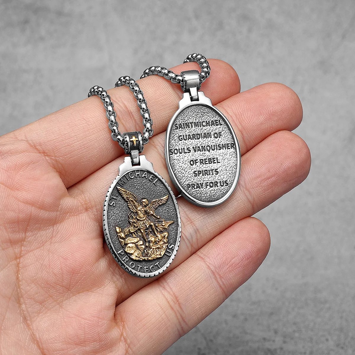 سانت مايكل الرجال قلادة 316L الفولاذ المقاوم للصدأ سلسلة قلادة تميمة الجارديان روك الشرير للذكور المجوهرات الرجعية هدية بالجملة