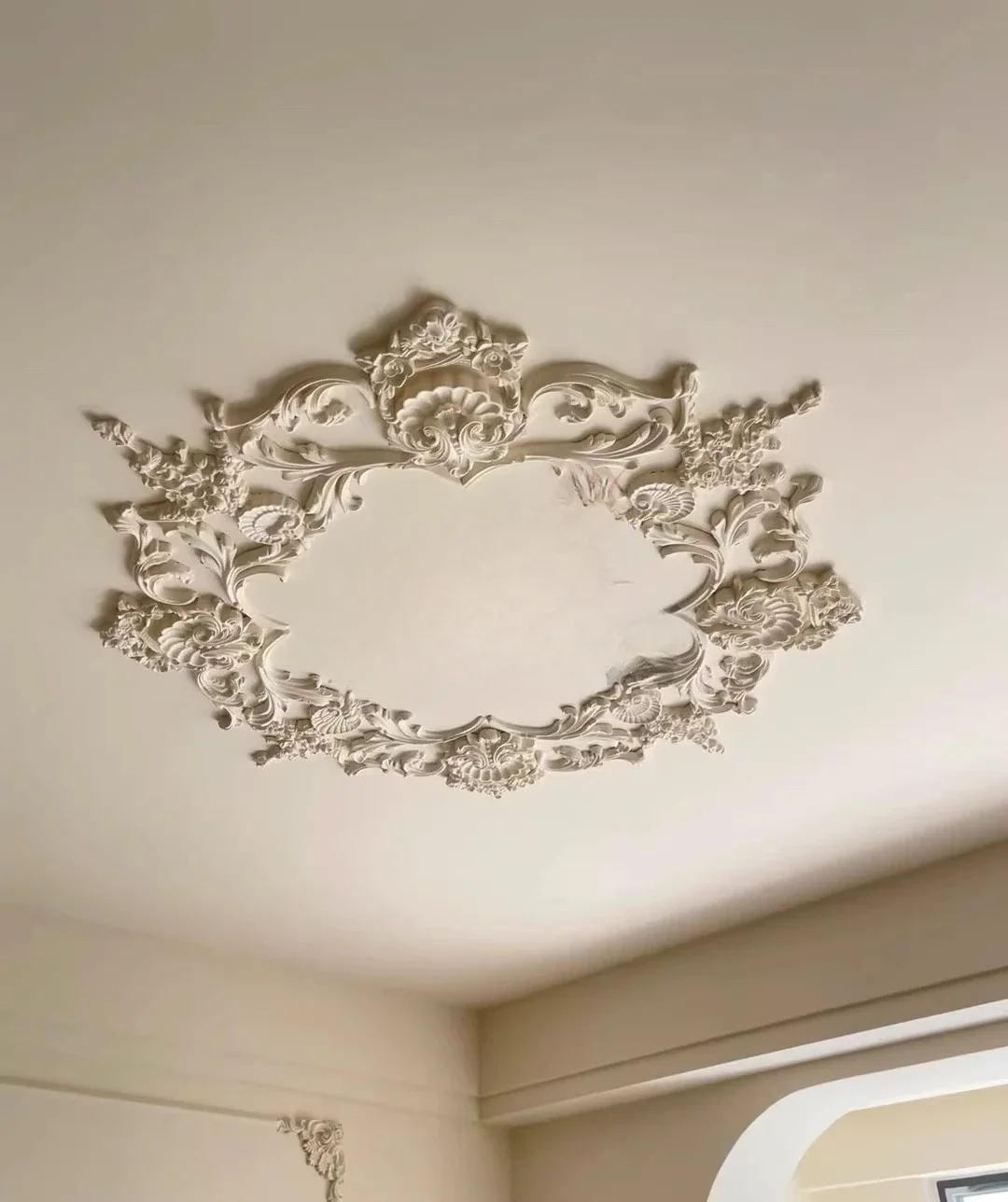 لوحة الجبس الباركيه حوض السباحة الأوروبي لوحة فرنسية زاوية زهرة السقف السقف النقش الزخرفي غير P