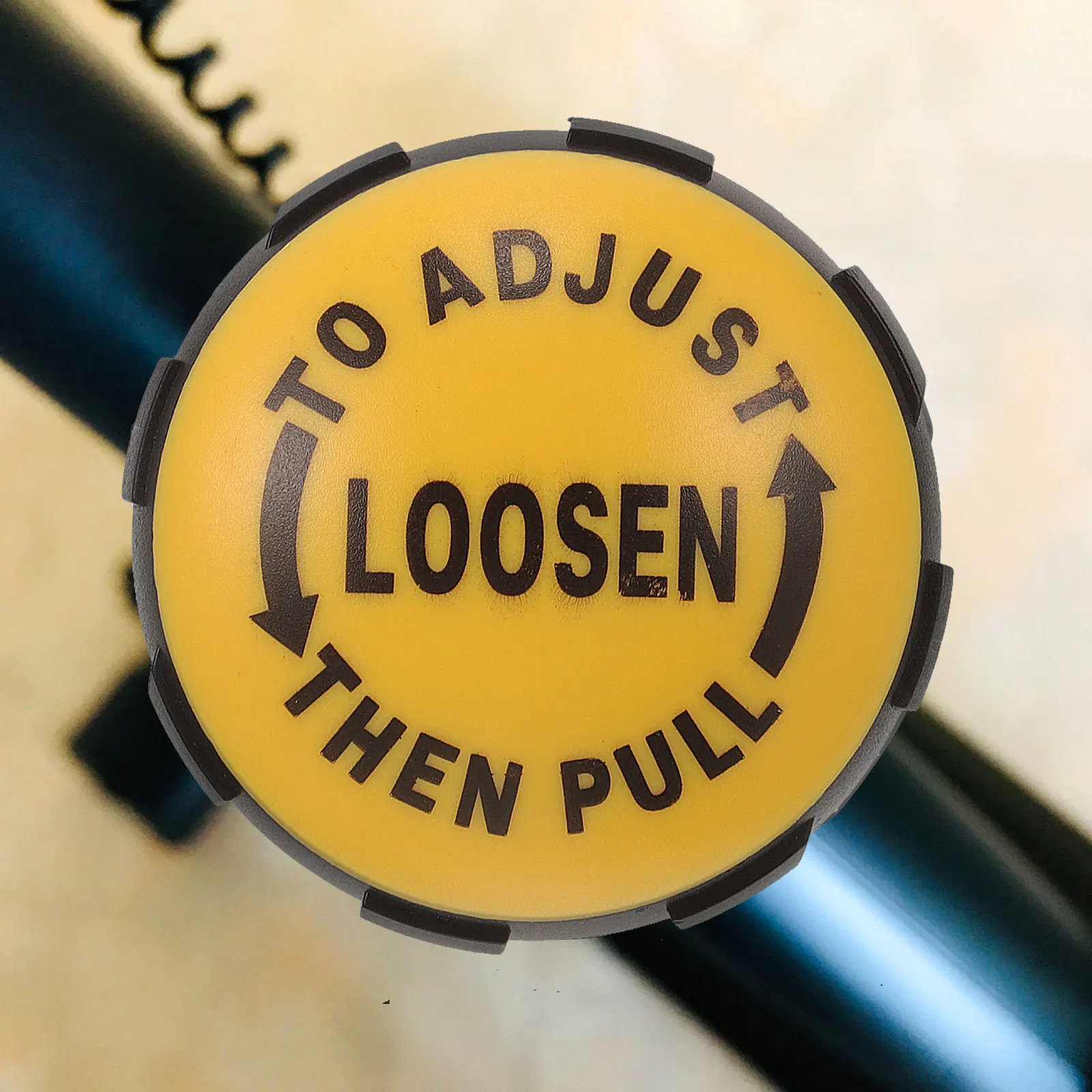 プルピンノブ エクササイズバイク用 フィットネス機器 高さ調整 交換用プラスチック回転ボールノブ 耐久性のあるABS