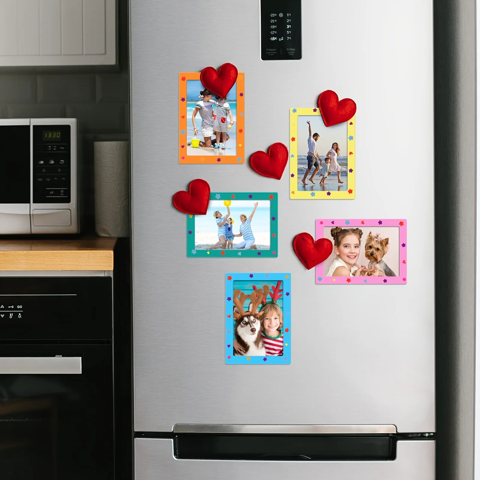 15 4x6-inch Magnetic Photo Frames, Colorful Magnetic Photo Frames, with 6 Heart- and Star-shaped Stickers Included