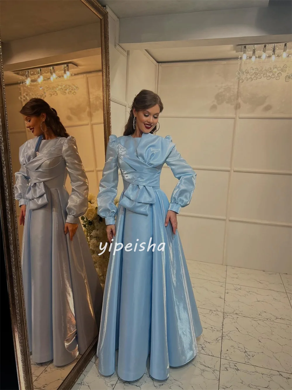 ที่กำหนดเองที่สวยหรูสไตล์โมเดิร์นโบว์จีบเอ-ไลน์คอตักชุดยาวสั่งทำพิเศษชุดโอกาสที่มีคุณภาพสูงซับซ้อน