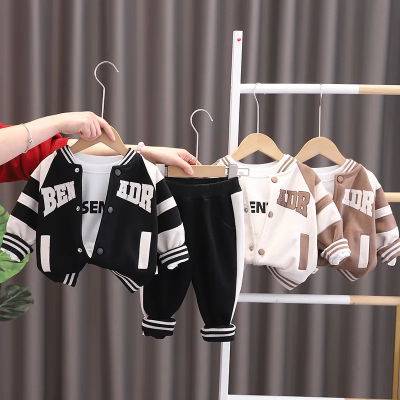 

Boys Clothes Sets Spring Autumn Children Coats T-shirts Pants 3pcs Tracksuits For Baby Boy Sports Suit Kids Cotton Outfits Set