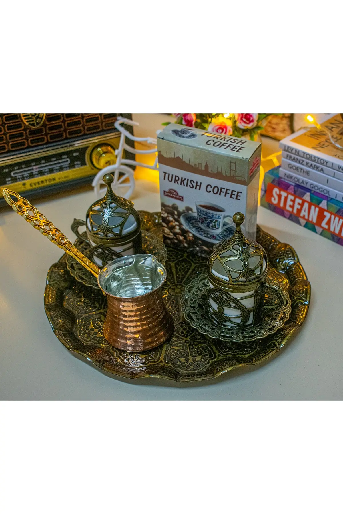 

Round tray and copper coffee pot coffee set Cooper Luxury Cups