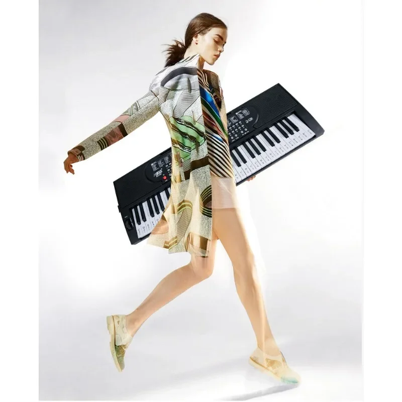 Smart Digital Piano Beginner Keyboard Home Use Portable 61 Keys Kids Electronic Wholesale Stock Multifunction Electronic Piano