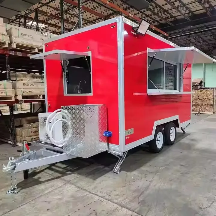 Customized 2025 American Popular Street Outdoor Fast Food Truck Crepe Food Truck Trailer With Snacks Mobile Kitchen Full Set Of