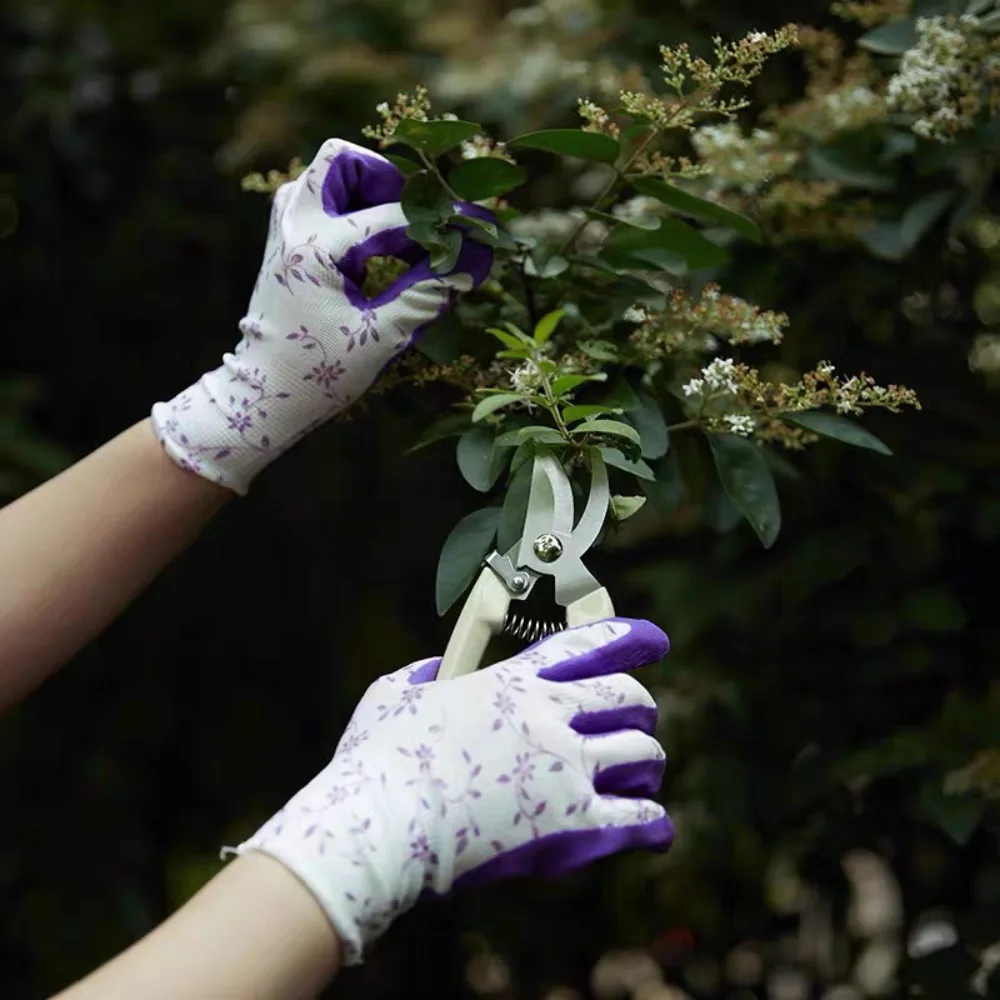 

3Pairs Breathable Gardening Gloves Printed Comfortable Latex Foam Gloves Wear-resistant Waterproof Working Glove For Women