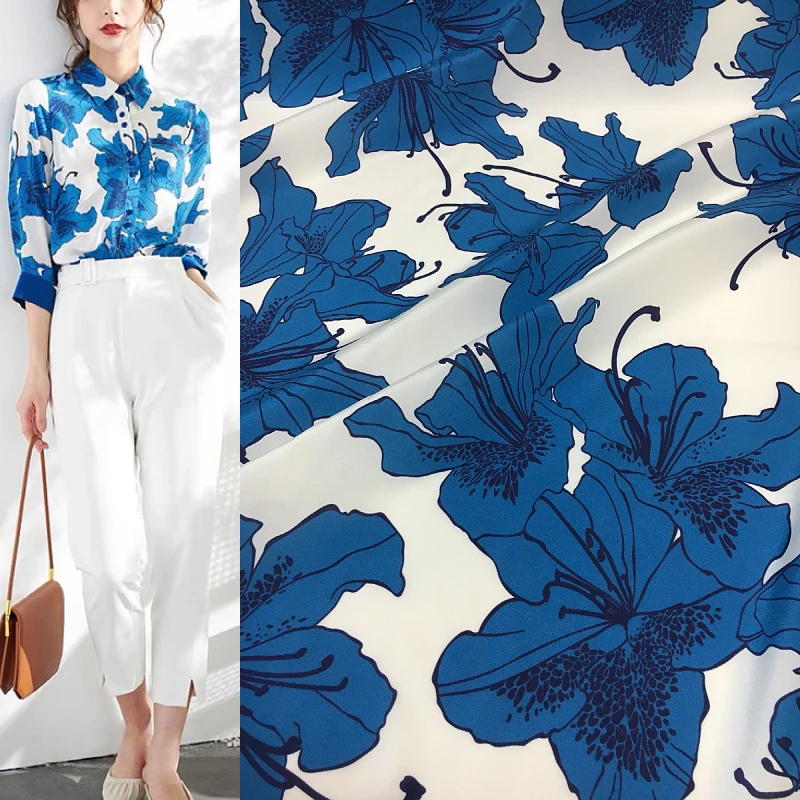 

High Quality Silk Crepe De Chine Fabric Summer Fresh White Hand Painted Blue Lily Print Mulberry Silk Fabric Clothing Sewing Diy