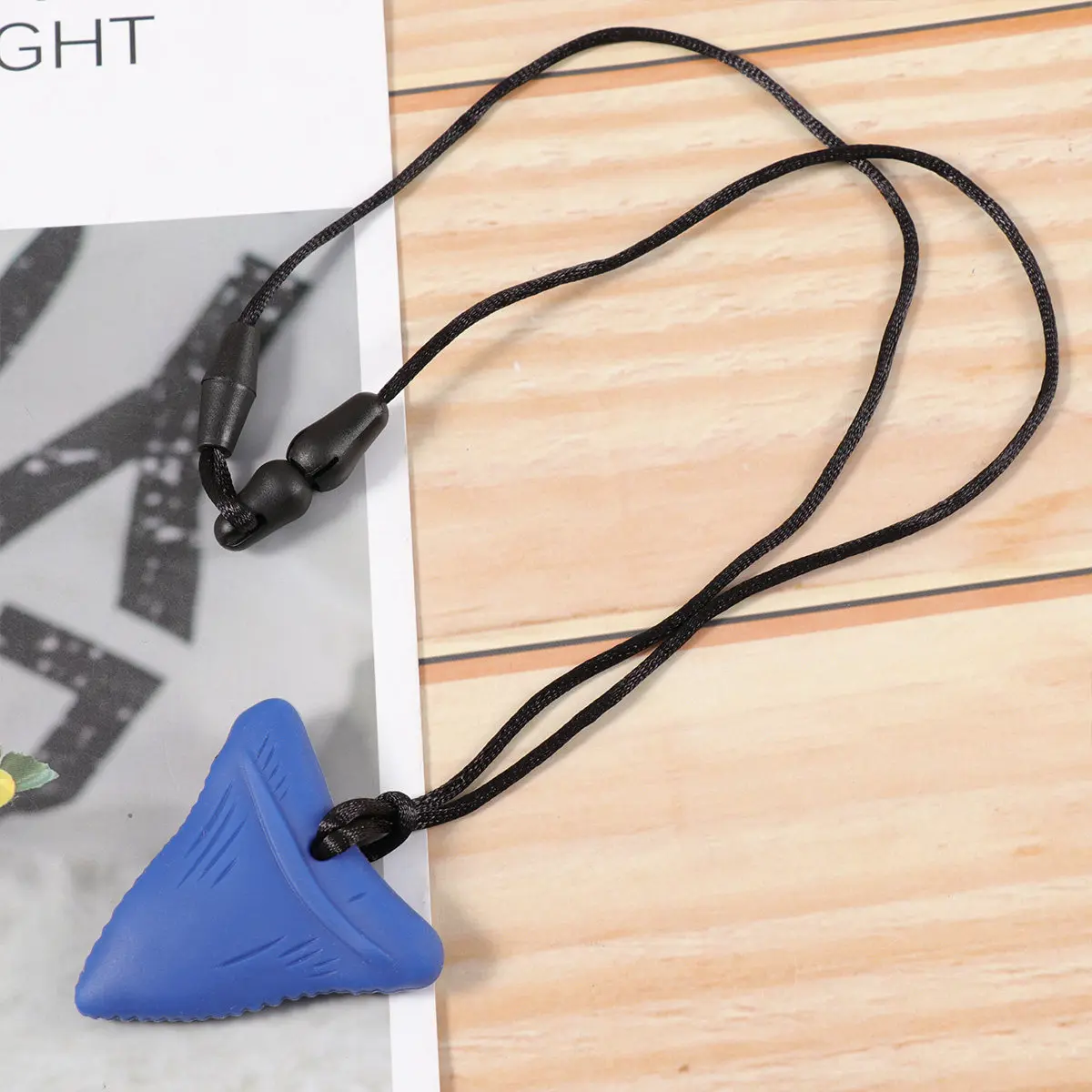 

3Pcs Baby Chew Necklace Soft Silicone Teether Pendant for Newborn Teething Pain Relief Sensory Development Easy Clean Gift