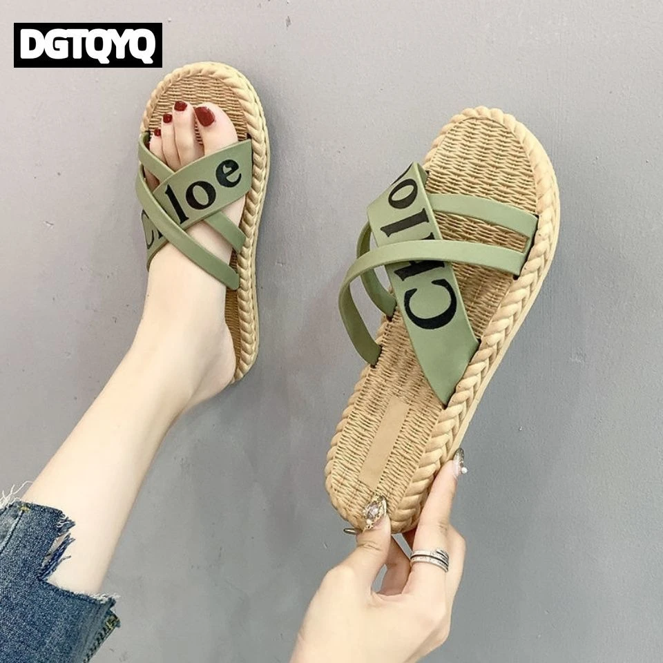 

Wave Point Beach Soft Bottom Slippers 2026 Summer Fashion Graffiti Letters Outdoor Beach Leisure Multi Functional Flat Sandals