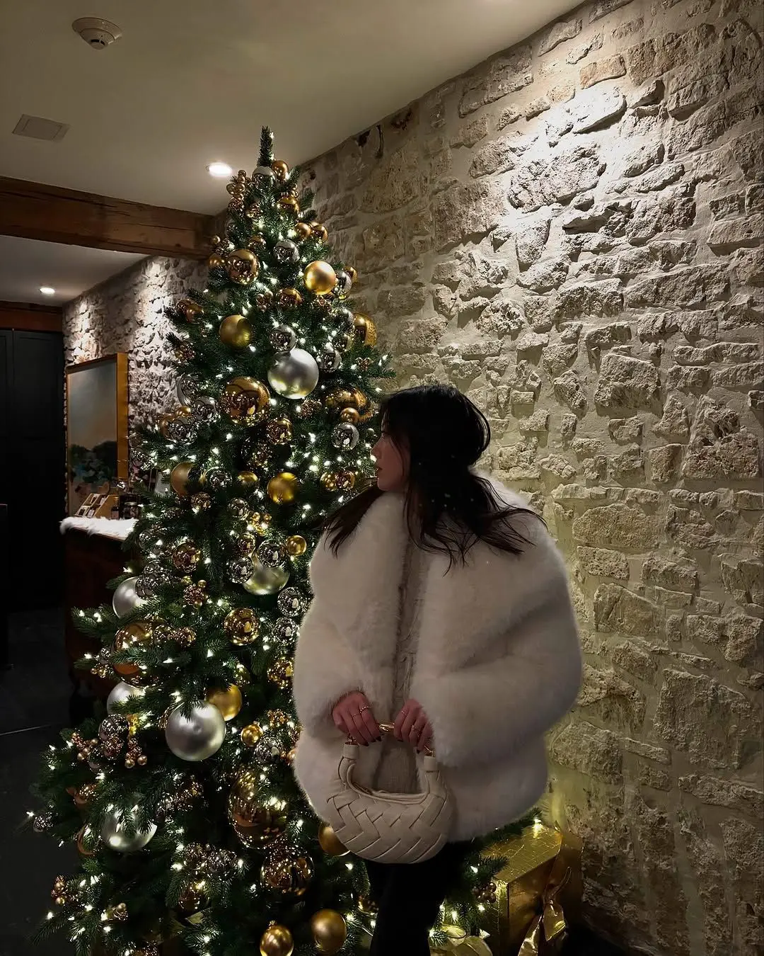 Faux Fur Coat Women Solid Fur Jacket Turn Down Collar Long Sleeve Single Breasted Loose Thick Warm Fur Casual 2025 Autumn Winter