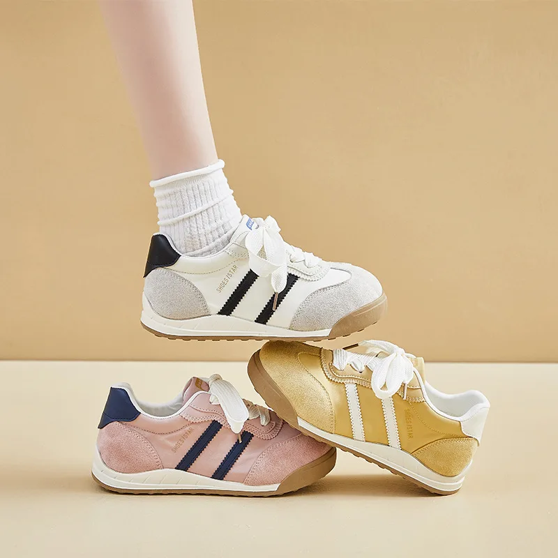 

2025 летние кроссовки, белые туфли, новые студентки, увеличивающие рост, дышащие туфли с сеткой, повседневная обувь, уличная обувь на плоской подошве