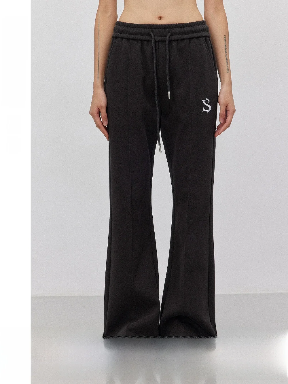 

OD One Du женские расклешенные повседневные брюки на подкладке с высокой талией и вышивкой, длинные трикотажные брюки из хлопка и полиэстера