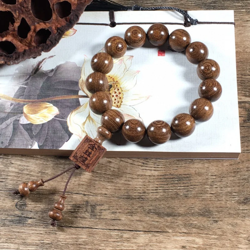 Natural golden sandalwood finely crafted 15-bead Buddhist bracelet, hand-woven jewelry, physical item