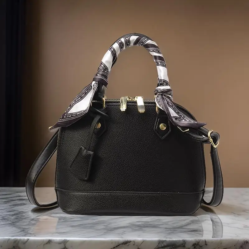 

Chic Vintage Leather Messenger Bag - Luxury Minimalist Crossbody Clutch Women's Solid Color Tote Paris Designer Casual Commuter