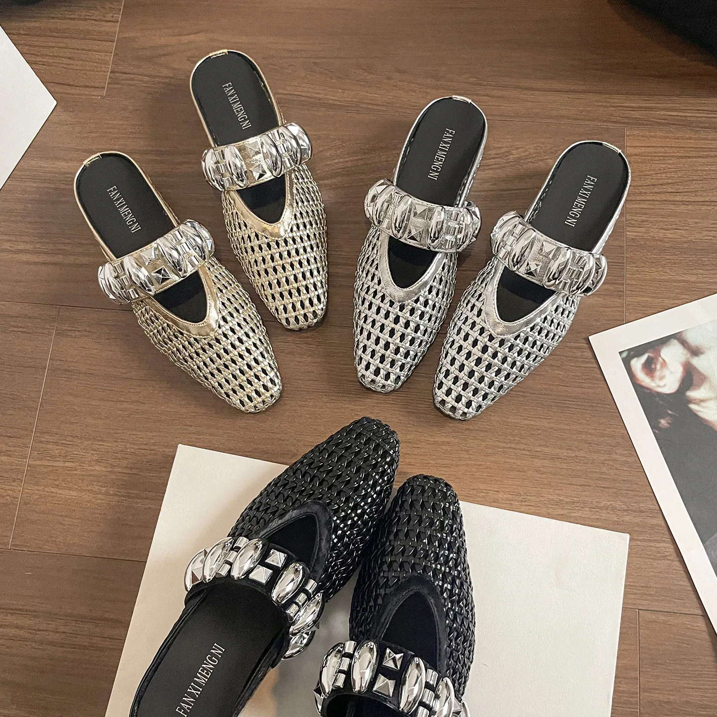 

Women Hollow Design Slippers Women Baotou Cool Slippers Outdoor Casual Flat Shoes Breathable Fashionable Women Shoe Solid Color