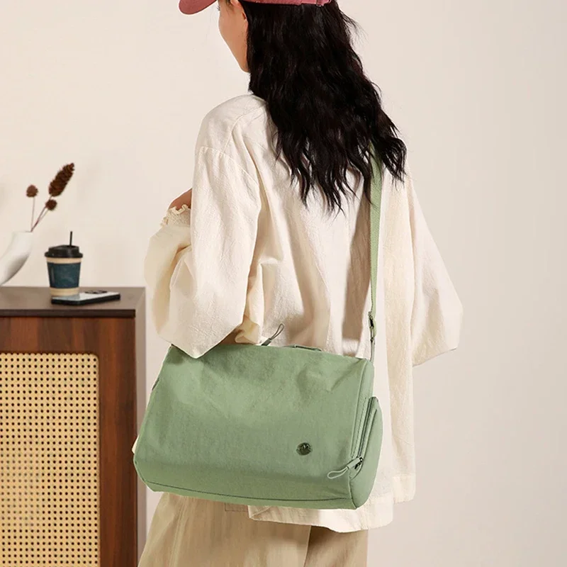 حقيبة للجنسين، حقيبة سفر صغيرة للمتسوقين، كاجوال بسيطة بلون سادة، حقيبة كروس جانبية، حقيبة أمتعة لتنظيم مستحضرات التجميل