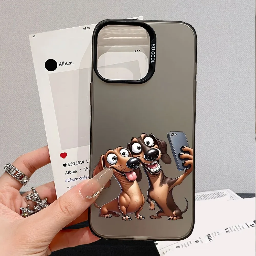 

Phone Case For iPhone 17 Air 16 15 14 Pro Max 13 12 11 7 8 Plus XS XR X 16E 17E Cartoon Dachshunds Taking Selfies Designed Cover