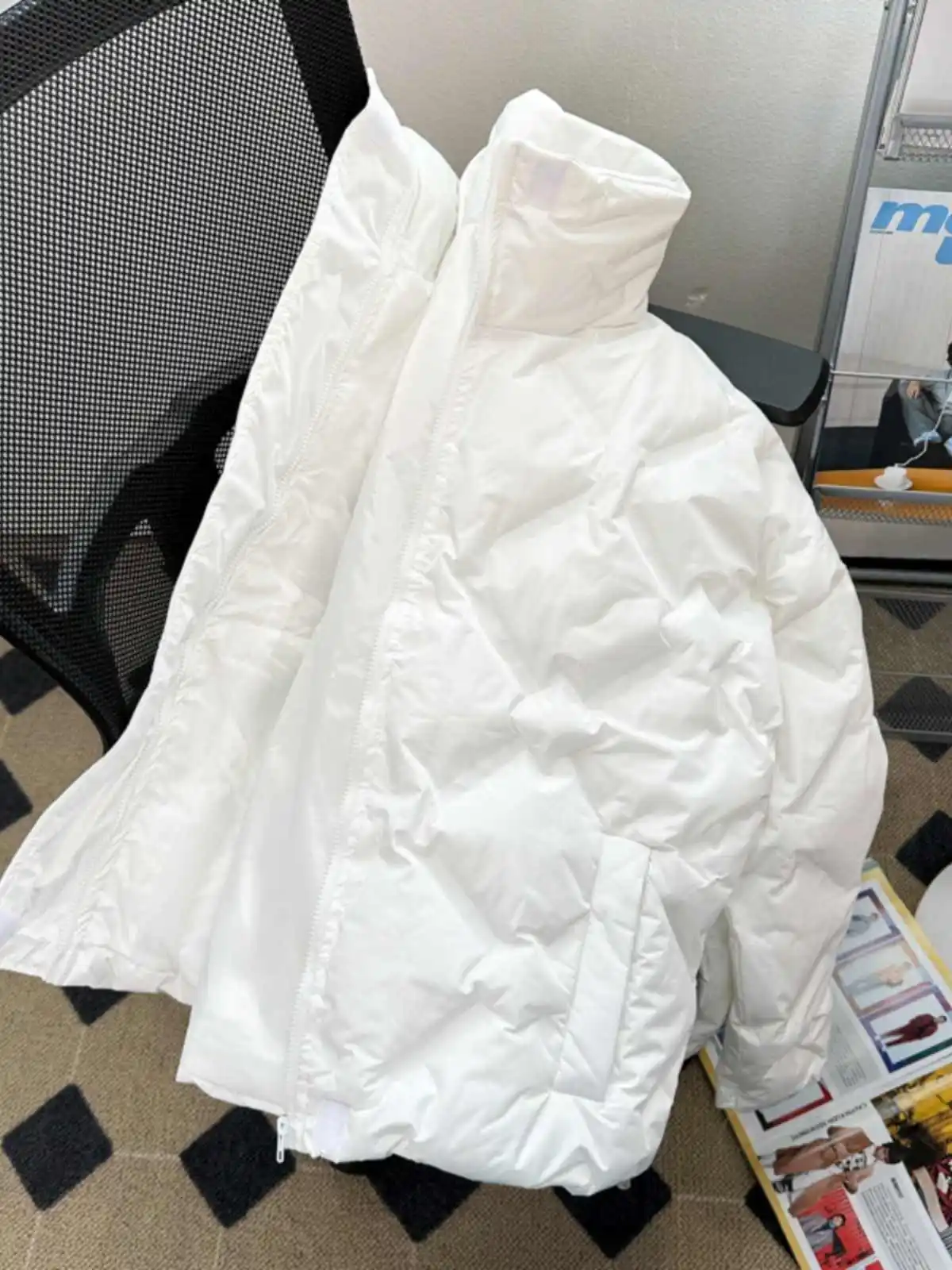 Women's White Parka Jacket Coat Vintage Long Sleeve Turtleneck Overcoat Warm Thicken Checked Padded Jacket Winter Outerwear 2025